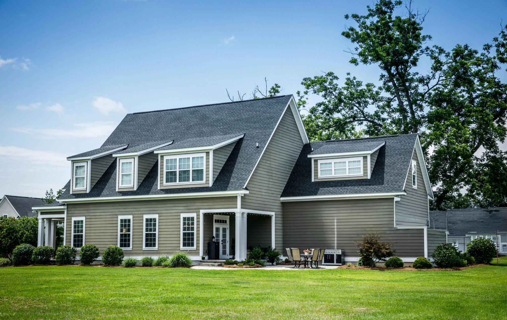 Roofing contractor Brookhaven NY exterior roofing project