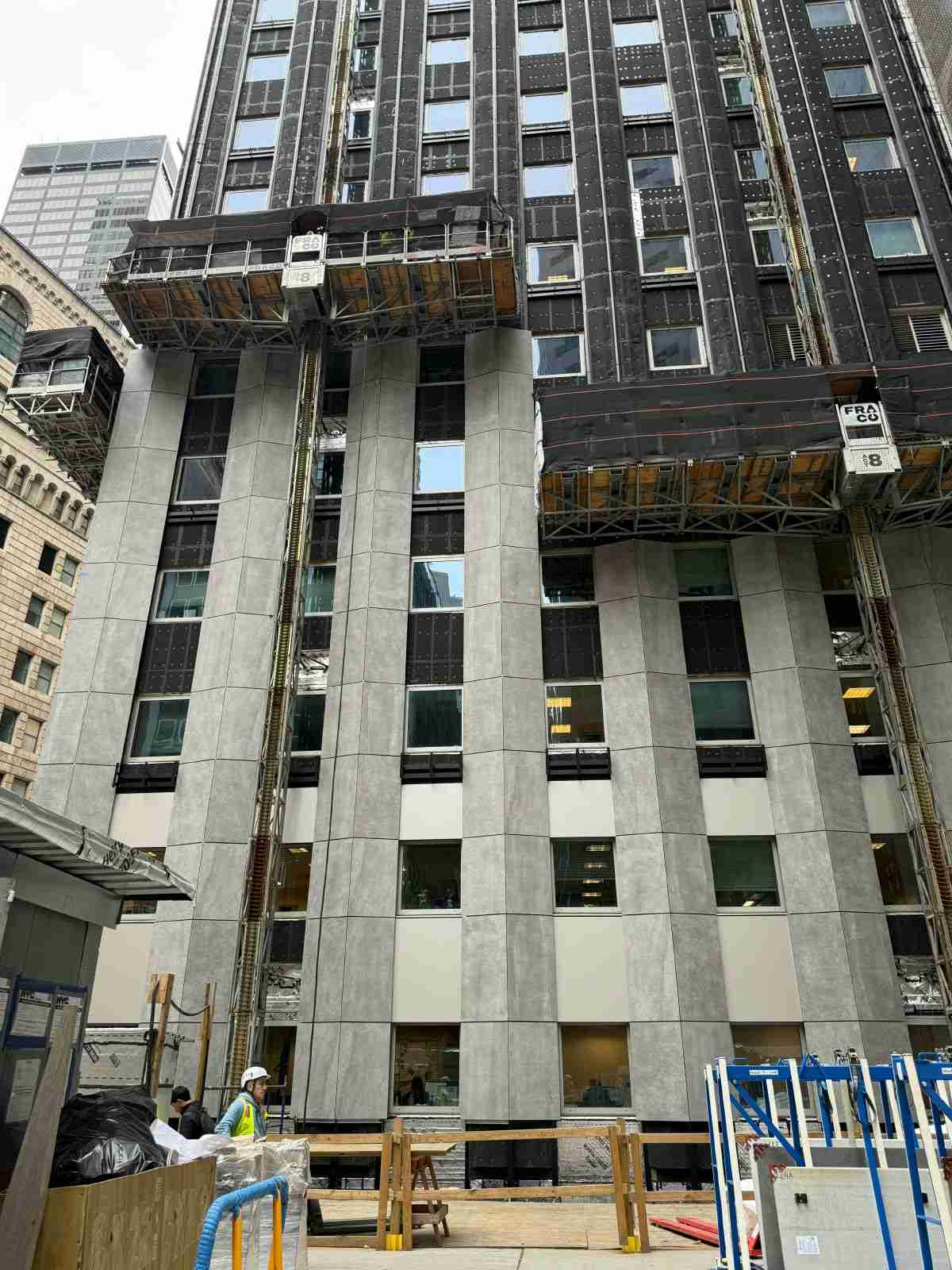 Porcelain slabs for commercial exterior construction projects in New York