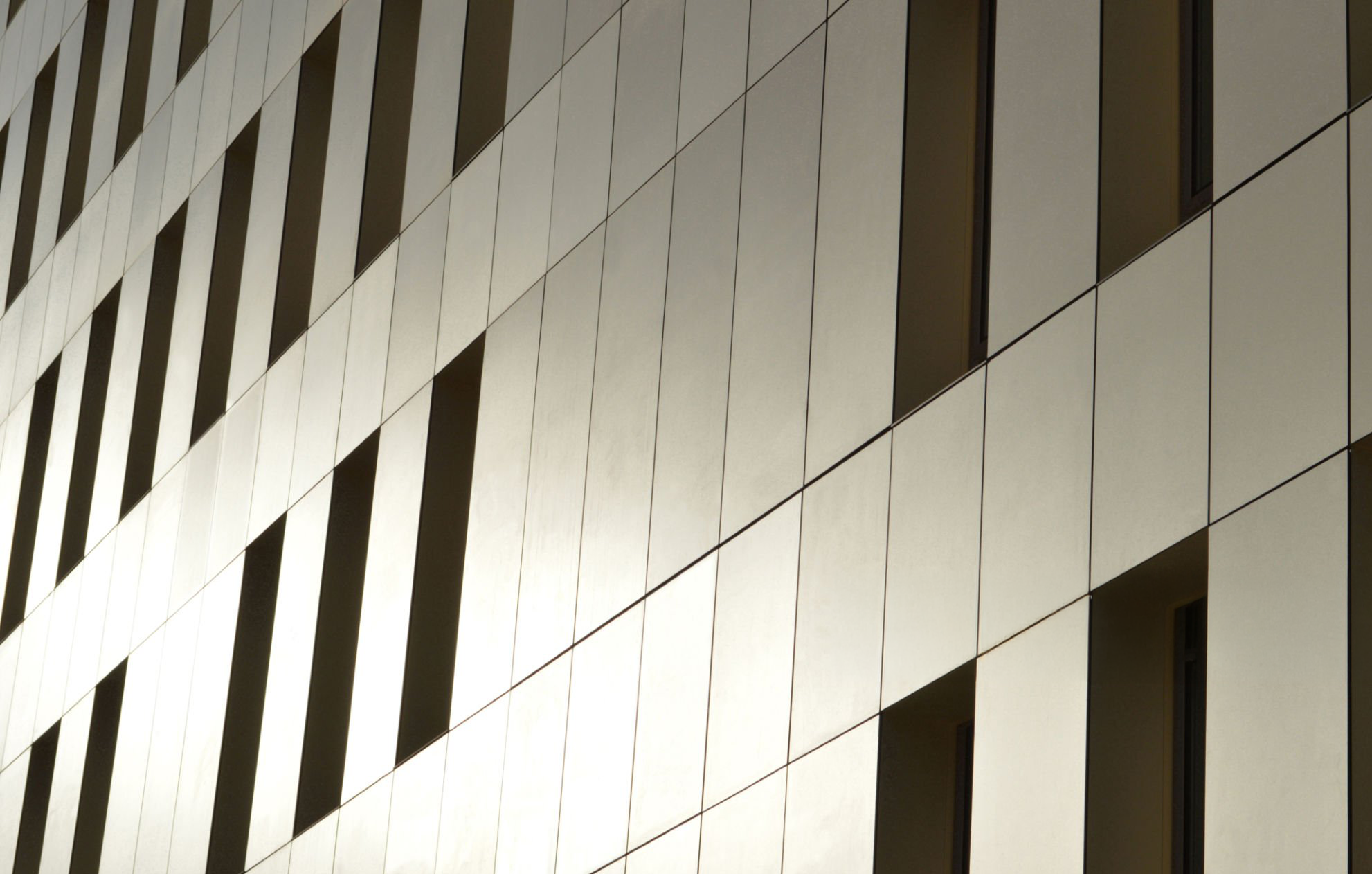 Porcelain slab material application example
